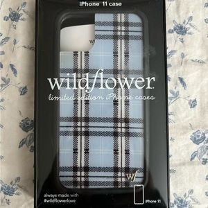 Wildflower iPhone 11 blue plaid case🩵💙